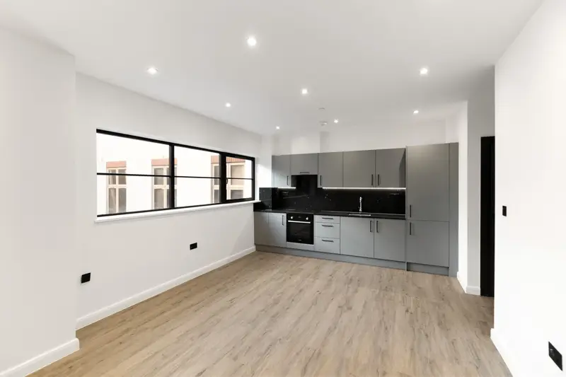 Giles Place, Ipswich: photo 14 of 15
