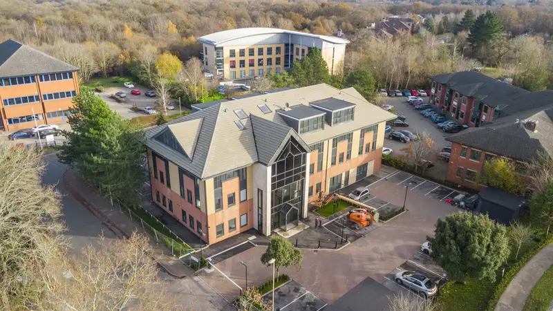 Zenith House, Fleet: photo 1 of 15